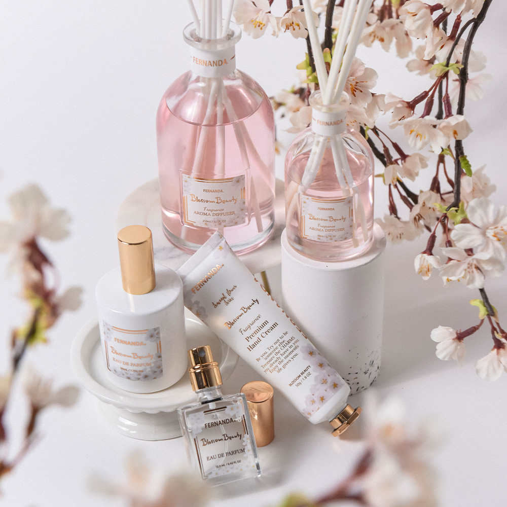 桜の香りで未来に繋ぐ。本物の桜の花びらからつくった、リアルな“桜”の